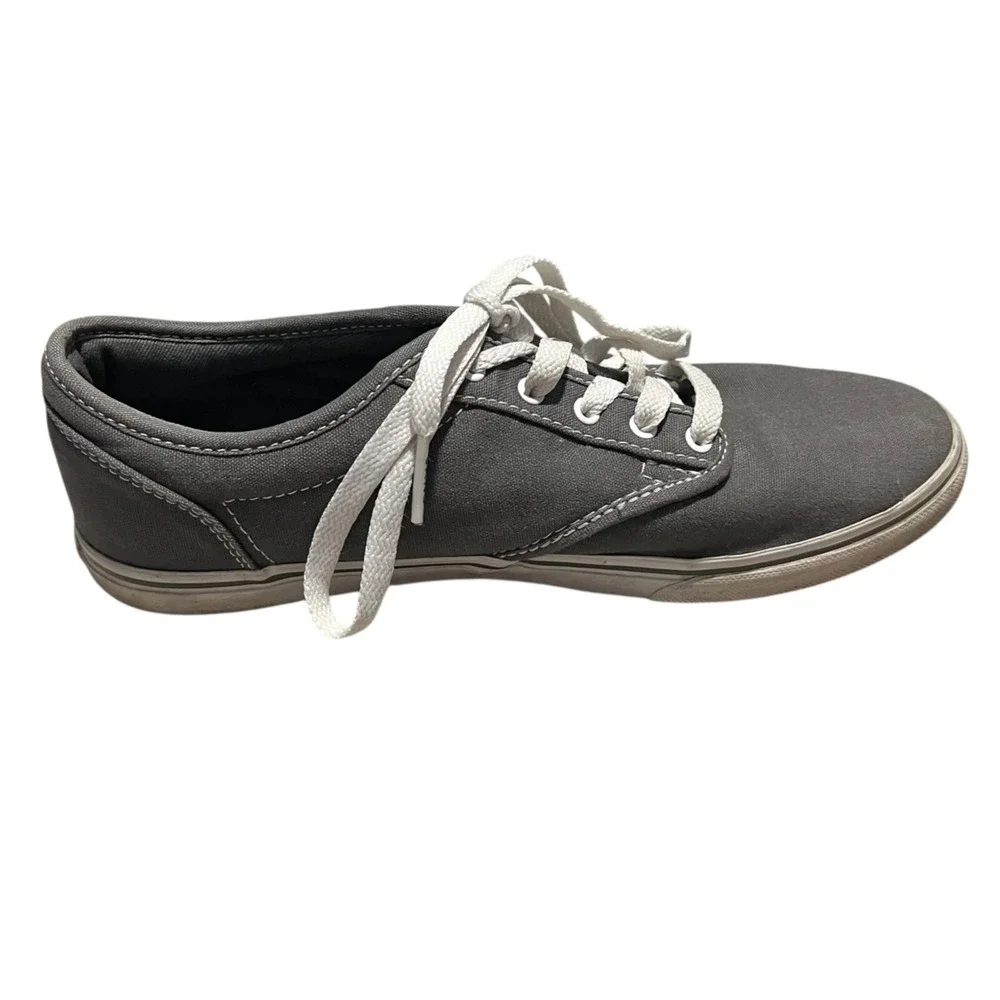 Vans‎ Women's 8 Grey Canvas Sneaker Slim Gym Shoe Skater Casual Comfortable
